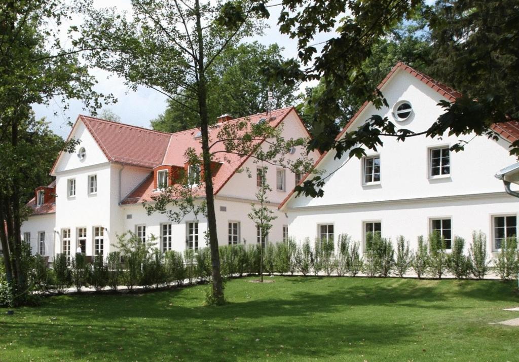 Café Wildau Hotel&Restaurant am Werbellinsee Schorfheide Exterior foto